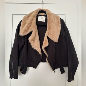 Cute jacket with a faux fur collar from Cotton On